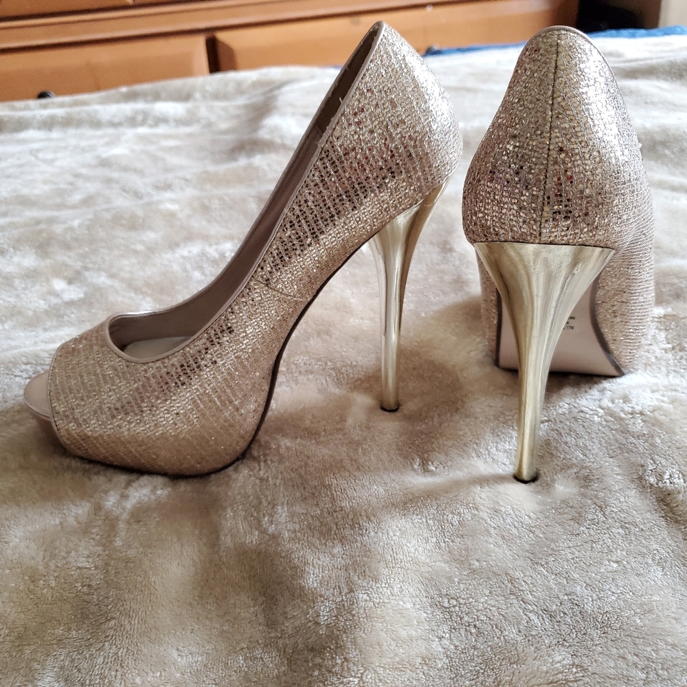 Gold open toe with gold heels size 9
